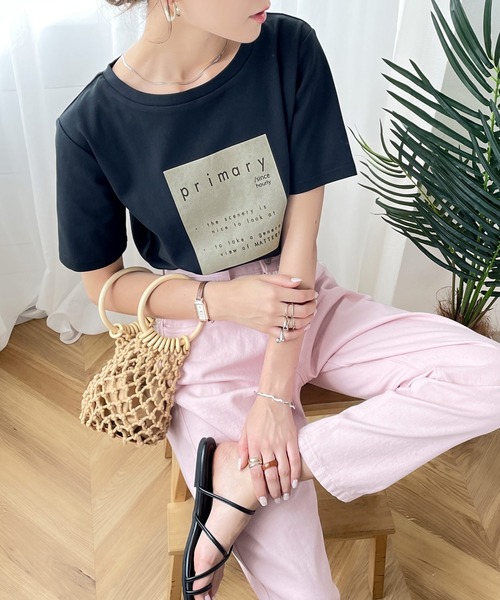 classicalelf（クラシカルエルフ）の「即効こなれ感。綿100％クロップド丈boxロゴTee（Tシャツ/カットソー・レディース・ホワイト/ブラック/グレー・MEDIUM/LARGE/X-LARGE）」の4枚目の写真
