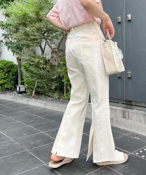 WEGO(ウィゴー)の「WEGO/バックスリットカラーフレアパンツ(デニムパンツ・レディース・サックスブルー/ライトパープル/オフホワイト・SMALL/MEDIUM)」の6枚目の写真