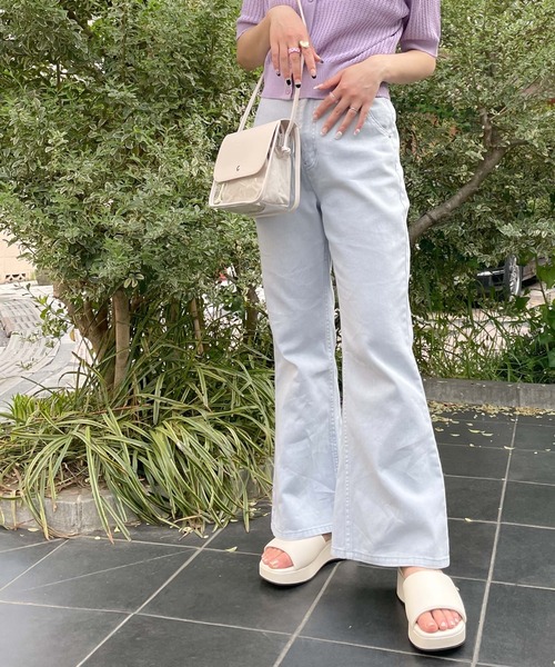 WEGO(ウィゴー)の「WEGO/バックスリットカラーフレアパンツ(デニムパンツ・レディース・サックスブルー/ライトパープル/オフホワイト・SMALL/MEDIUM)」の12枚目の写真