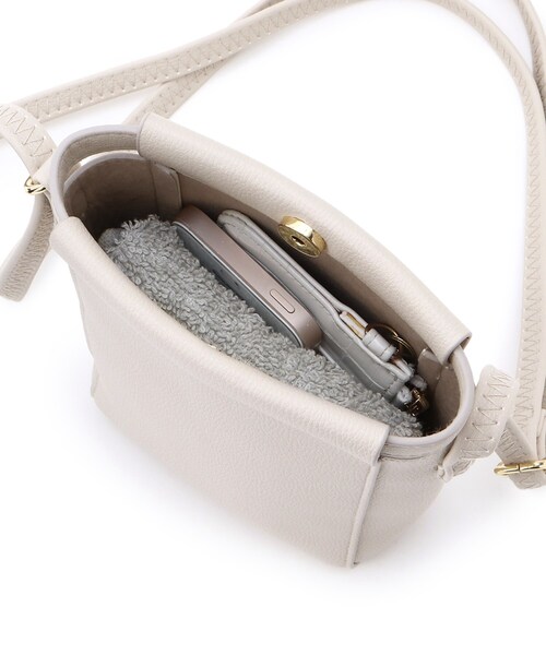 SHOO・LA・RUE(シューラルー)の「◆縦型ミニショルダーバッグ(ショルダーバッグ・レディース・オレンジ/シルバー/ライトベージュ・00)」の15枚目の写真