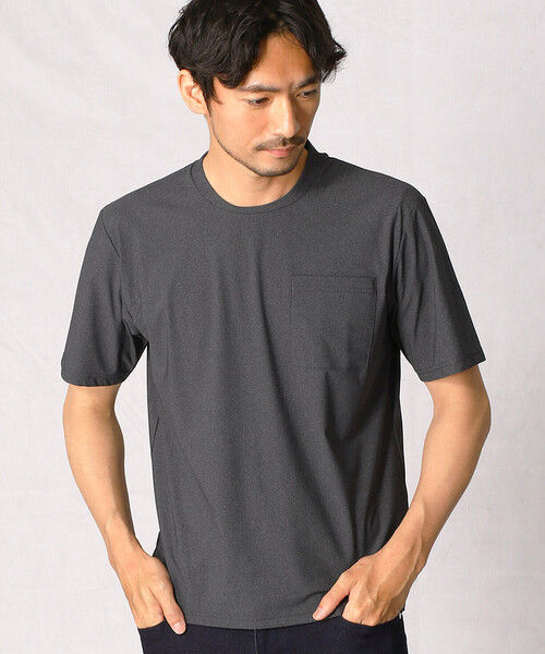 COMME CA MEN(コムサメン)の「ドレスネック ナイロンT(Tシャツ/カットソー・メンズ・ブラック/チャコールグレー/ライトグレー・M/L)」の2枚目の写真