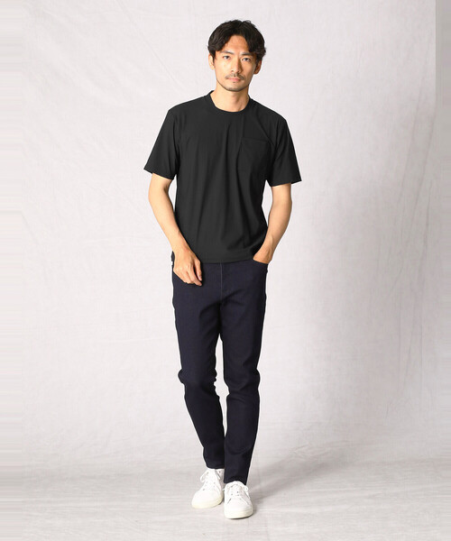 COMME CA MEN(コムサメン)の「ドレスネック ナイロンT(Tシャツ/カットソー・メンズ・ブラック/チャコールグレー/ライトグレー・M/L)」の4枚目の写真