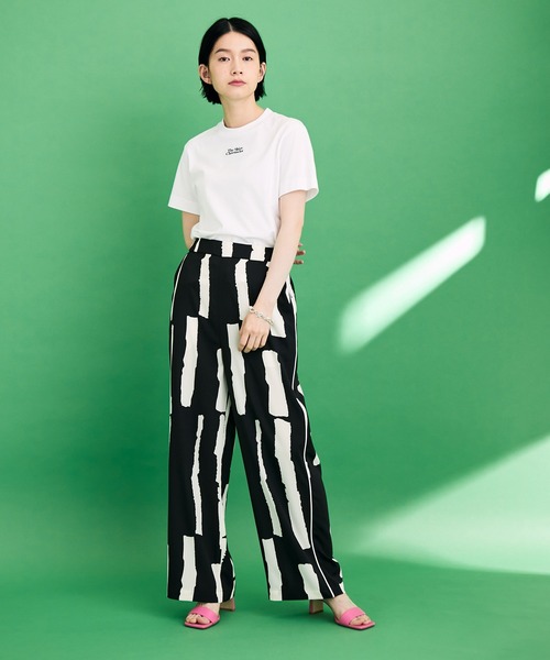 ADAM ET ROPE'(アダムエロペ)の「ブロッキングプリントイージーパンツ(その他パンツ・レディース・ブラック系その他/ダークパープル・FREE)」の3枚目の写真