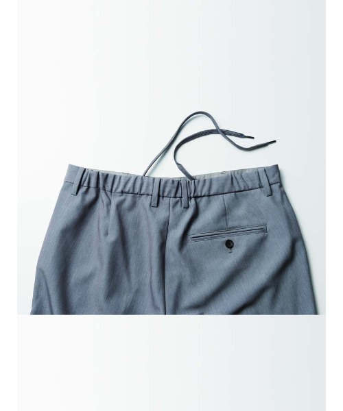 Perfect Suit FActory（パーフェクトスーツファクトリー）の「【高通気/洗える】GOOD BIZ PANTS　ノータック　ベージュ/グレー（スラックス・メンズ・ライトグレー/ベージュ・LL/S/M/L）」の4枚目の写真