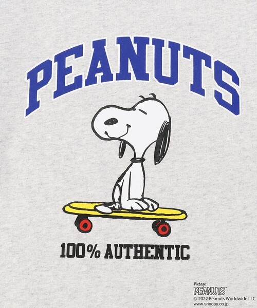 FREAK'S STORE(フリークスストア)の「WEBオリジナル PEANUTS 別注 ビッグシルエット アーチロゴ プリントTシャツ/カレッジロゴ/スヌーピー(Tシャツ/カットソー・キッズ・ホワイト/グレー/ブラック/グリーン/サックスブルー・120/140/130/150)」の16枚目の写真