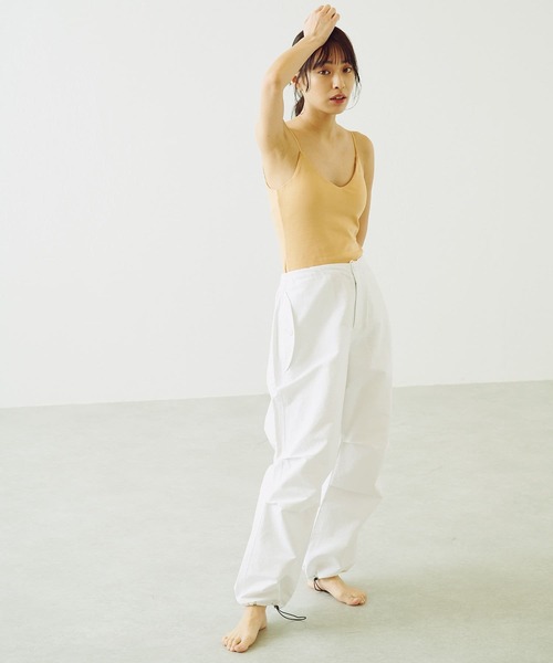 Omekashi（オメカシ）の「【earthy_】オーガニックコットンカップ付きキャミソール（キャミソール・レディース・オフホワイト/ブラック/ブラウン/オレンジ・S/M）」の6枚目の写真