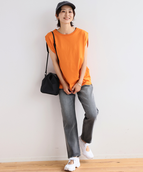 JOURNAL STANDARD relume(ジャーナルスタンダード レリューム)の「汗染み防止フレンチスリーブTEE(Tシャツ/カットソー・レディース・オレンジ/ブラウン/ブラック/ホワイト/チャコールグレー・FREE)」の10枚目の写真