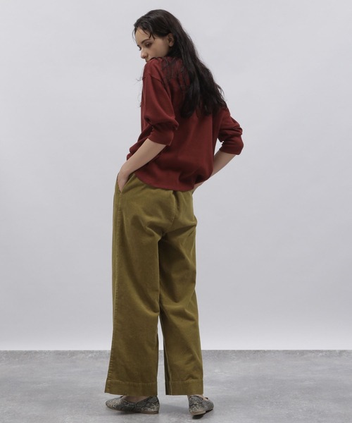 LAKOLE（ラコレ）の「11Wコーデュロイタックワイドパンツ[セットアップ対応] / 158269（その他パンツ・レディース・ダークブラウン/カーキ/オレンジ系その他/グレイッシュベージュ・SMALL/MEDIUM）」の10枚目の写真