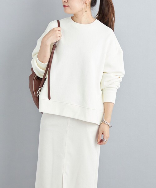 SHIPS（シップス）の「裏毛クルーネックプルオーバー（スウェット・レディース・ライトグレー/ブラック/パープル/オフホワイト・ONE SIZE）」の2枚目の写真