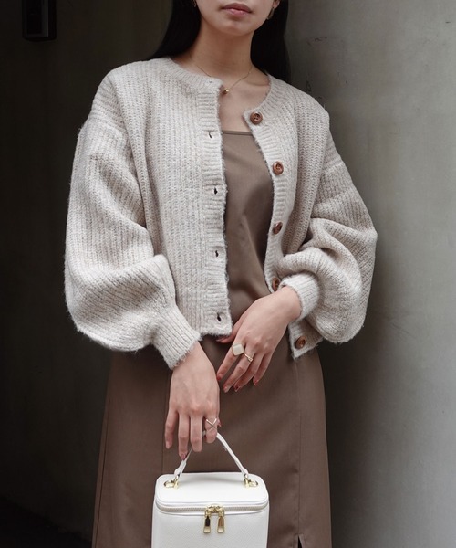 CORNERS(コーナーズ)の「ミックスニットボリュームスリーブショートカーディガン(カーディガン/ボレロ・レディース・アイボリー/モカ/スミクロ・M)」の11枚目の写真