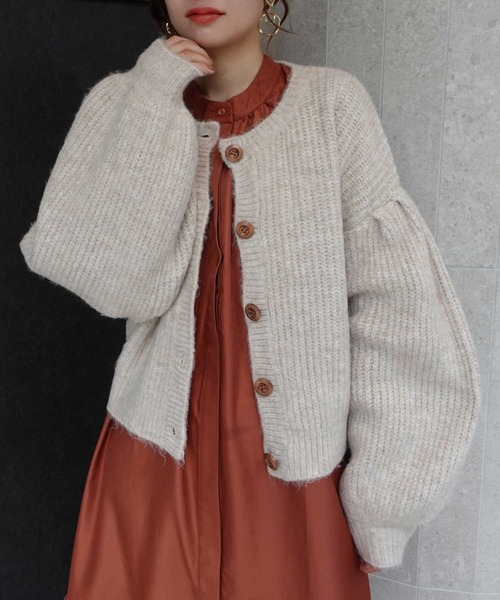 CORNERS(コーナーズ)の「ミックスニットボリュームスリーブショートカーディガン(カーディガン/ボレロ・レディース・アイボリー/モカ/スミクロ・M)」の13枚目の写真