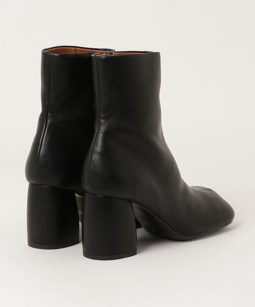 TODAYFUL(トゥデイフル)の「TODAYFUL Square Short Boots 12021027(ブーツ・レディース・ブラック/ベージュ・37/36/38)」の11枚目の写真