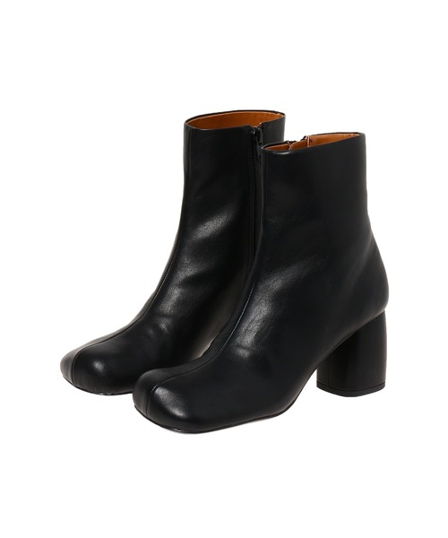 TODAYFUL(トゥデイフル)の「TODAYFUL Square Short Boots 12021027(ブーツ・レディース・ブラック/ベージュ・37/36/38)」の4枚目の写真