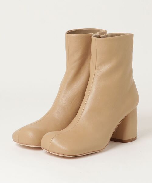 TODAYFUL(トゥデイフル)の「TODAYFUL Square Short Boots 12021027(ブーツ・レディース・ブラック/ベージュ・37/36/38)」の9枚目の写真