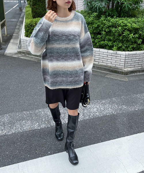 feepur（フェピュール）の「【ハンドウォッシャブル】ウール混グラデーションオーバーニット（ニット/セーター・レディース・ブラウン/グリーン/イエロー・MEDIUM）」の4枚目の写真