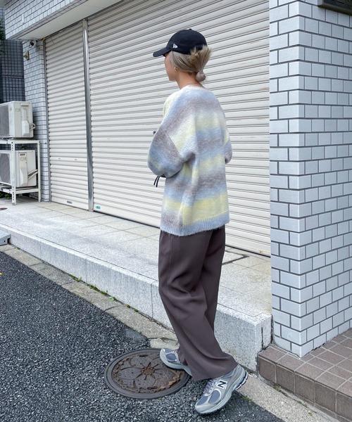 feepur（フェピュール）の「【ハンドウォッシャブル】ウール混グラデーションオーバーニット（ニット/セーター・レディース・ブラウン/グリーン/イエロー・MEDIUM）」の17枚目の写真