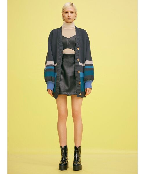 MURUA（ムルーア）の「フロントカットワンピース（ワンピース・レディース・ホワイト/ブラック/キャメル・1/2）」の15枚目の写真