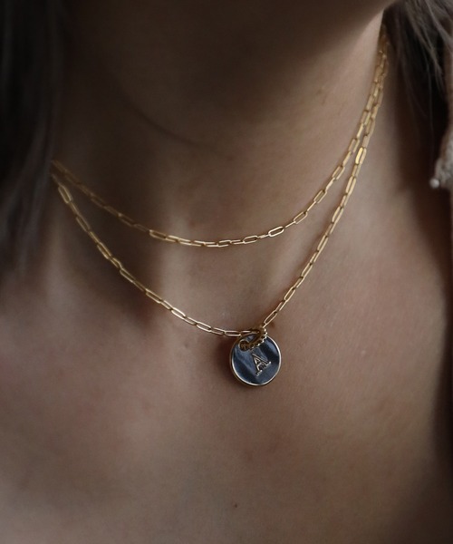 Bonjour Sagan（ボンジュールサガン）の「イニシャルプレートネックレス（ネックレス・レディース・A/Y/K/M・FREE）」の2枚目の写真