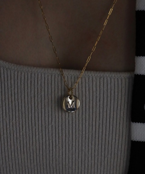 Bonjour Sagan（ボンジュールサガン）の「イニシャルプレートネックレス（ネックレス・レディース・A/Y/K/M・FREE）」の3枚目の写真