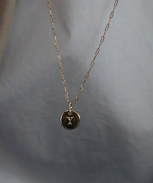 Bonjour Sagan（ボンジュールサガン）の「イニシャルプレートネックレス（ネックレス・レディース・A/Y/K/M・FREE）」の4枚目の写真