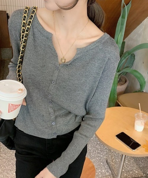 LAC-VERT（ラック・ヴェール）の「スリムフィットリブカーディガン（カーディガン/ボレロ・レディース・ベージュ/ブラウン/ブラック/グレー・FREE）」の18枚目の写真