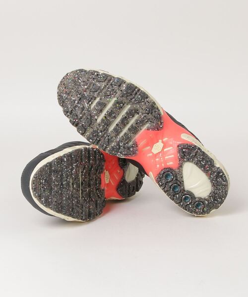 NIKE(ナイキ)の「AIR MAX TERRASCAPE PLUS(スニーカー・メンズ・ブラック・26.5cm/28.5cm/28.0cm/27.5cm/27.0cm/26.0cm)」の3枚目の写真