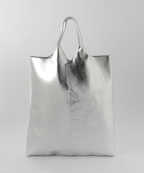 ELYSIR（エリジール）の「＜ELYSIR＞メタリックレザー スリット トートバッグ（トートバッグ・レディース・シルバー・FREE）」の4枚目の写真