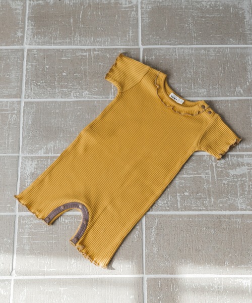 pairmanon（ペアマノン）の「【プレミアムリブコットン100%】【ベビー】メローフリルリブロンパース（ロンパース・キッズ・ブルー/ライトイエロー/レッド系その他/ベージュ/ライトパープル/ピンク/ブルー系その他/レッド系その他2/ブラック/ライトグリーン・70/80）」の7枚目の写真