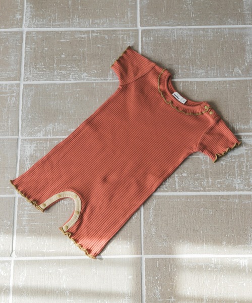 pairmanon（ペアマノン）の「【プレミアムリブコットン100%】【ベビー】メローフリルリブロンパース（ロンパース・キッズ・ブルー/ライトイエロー/レッド系その他/ベージュ/ライトパープル/ピンク/ブルー系その他/レッド系その他2/ブラック/ライトグリーン・70/80）」の9枚目の写真