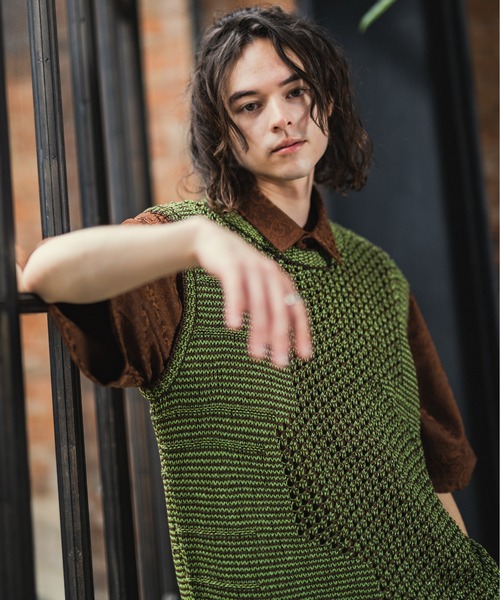 CASPER JOHN(キャスパージョン)の「Jacquard mesh knit vest/ジャガードメッシュニットベスト(ベスト・メンズ・ネイビー/グリーン/ホワイト×ブラック・SMALL/MEDIUM/LARGE)」の17枚目の写真