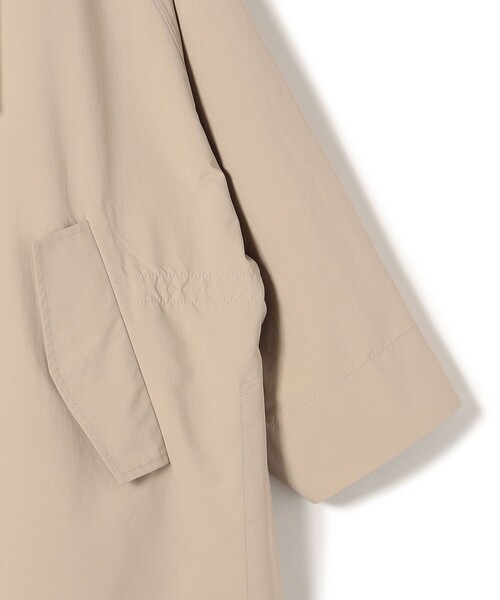 SHIPS（シップス）の「Primary NavyLabel:〈手洗い可能〉フード ポンチョ（ポンチョ・レディース・ベージュ/ダークグレー・ONE SIZE）」の7枚目の写真