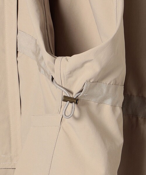 SHIPS（シップス）の「Primary NavyLabel:〈手洗い可能〉フード ポンチョ（ポンチョ・レディース・ベージュ/ダークグレー・ONE SIZE）」の12枚目の写真