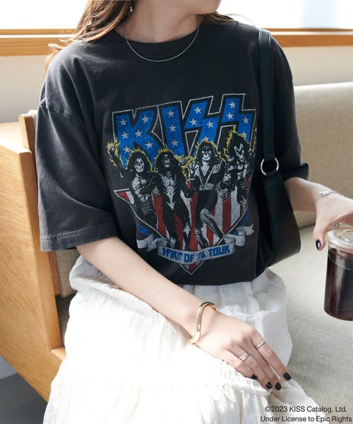 DISCOAT（ディスコート）の「≪WEB限定≫【ユニセックス】アソートバンドバックプリントT（Tシャツ/カットソー・レディース・ブラック系その他2/ブラック系その他/ブラック系その他3・FREE）」の12枚目の写真