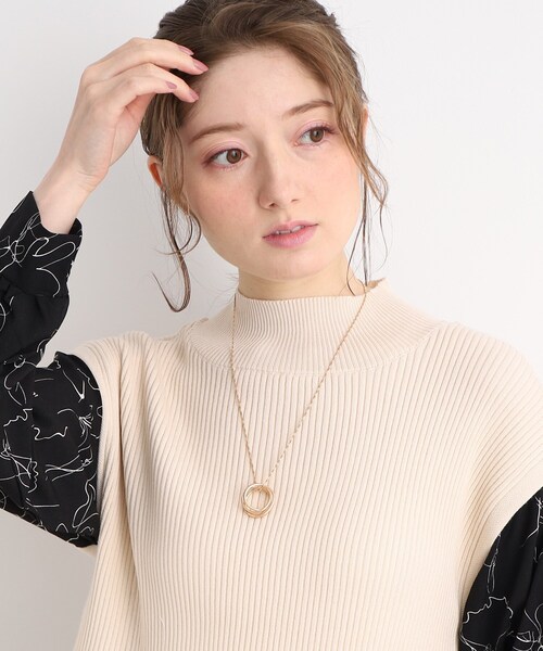 SHOO・LA・RUE(シューラルー)の「◆ぐるぐるリングスライダーネックレス(ネックレス・レディース・シルバー/ゴールド・00)」の7枚目の写真