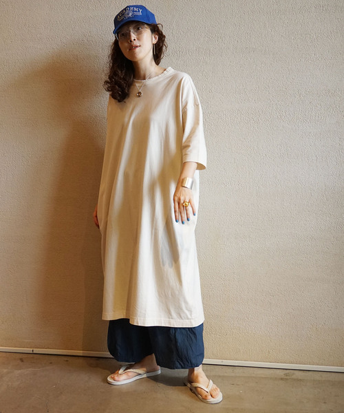 JOURNAL STANDARD LUXE(ジャーナルスタンダード ラックス)の「《追加2》クラシックテンジク スタンダードクルーネックワンピース(ワンピース・レディース・ブラック/ホワイト×ホワイト・MEDIUM/SMALL)」の8枚目の写真