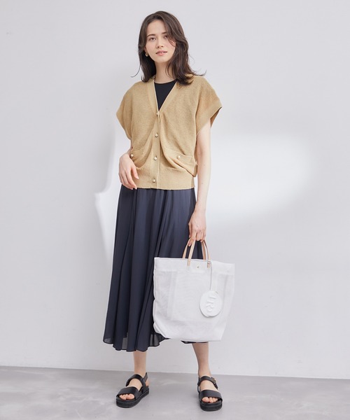 ROPE'（ロペ）の「ペーパーヤーンミドルゲージイミテーションパールベスト（ベスト・レディース・ベージュ/ホワイト系その他/スミクロ・38）」の10枚目の写真