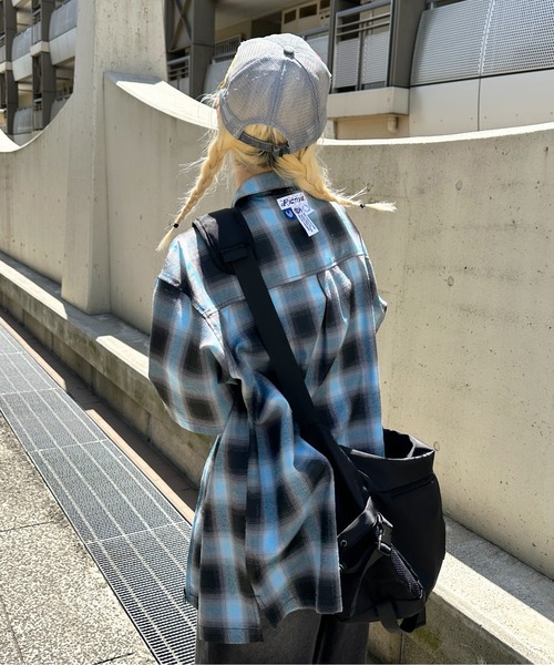 sedacle（セダクル）の「ジップアップオンブレチェックシャツ（シャツ/ブラウス・メンズ・パープル/ブラック/ブルー・MEDIUM/LARGE）」の6枚目の写真