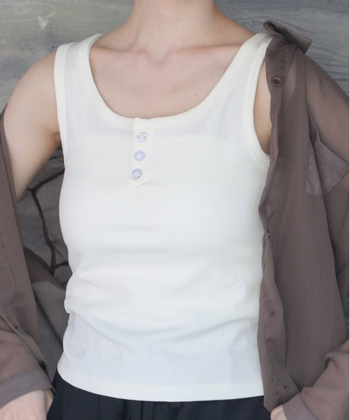 HALEY PESCA（ヘーリーペスカ）の「HALEY PESCA/ボタン付きリブタンクトップ（タンクトップ・レディース・ホワイト/ブラック/ライトグレー/ブラウン/アイボリー/グレー/ライトブラウン/ブルー・SMALL/MEDIUM/LARGE）」の13枚目の写真