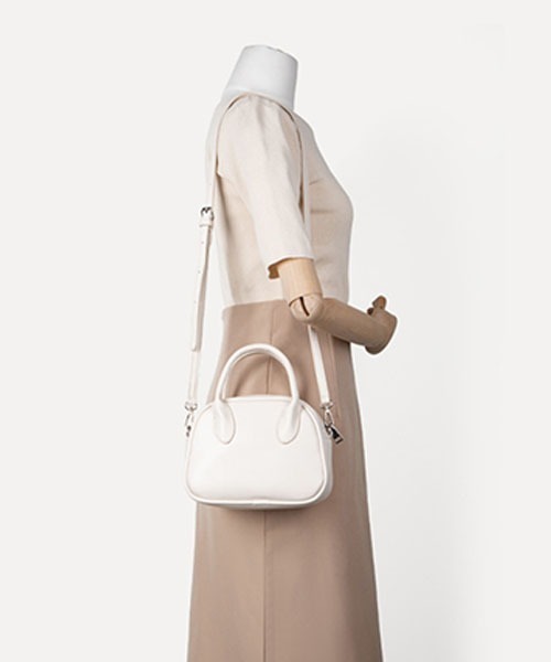 CORPUS TOKYO（コーパス トーキョー）の「ミニボストン2WAYショルダーバッグ（ショルダーバッグ・レディース・オフホワイト/シルバー/ブルー/ピンク/グリーン/ブラック・FREE）」の19枚目の写真