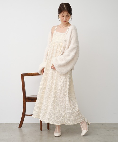 one after another NICE CLAUP（ワンアフターアナザーナイスクラップ）の「ふわモテあざと/フェザーショートカーディガン（カーディガン/ボレロ・レディース・ベージュ/ピンク/アイボリー/チャコールグレー/ライトグレー・FREE）」の20枚目の写真