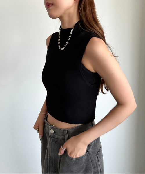 apres jour mignon(アプレジュールミニョン)の「クロップドハイネックトップス【ZOZOTOWN限定アイテム】(ニット/セーター・レディース・パープル/ブラック/オフホワイト・X-LARGE/フリー)」の20枚目の写真