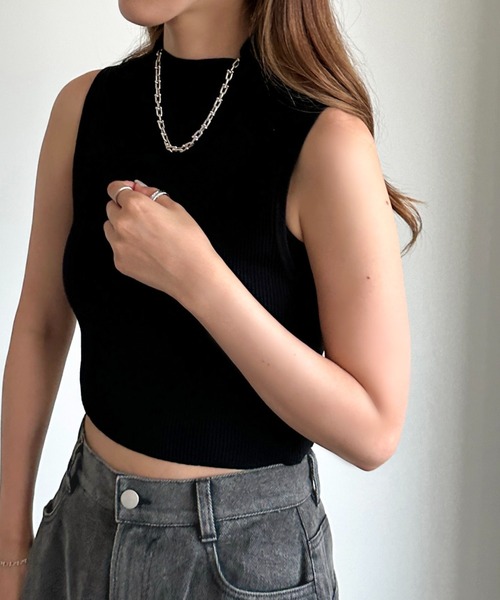 apres jour mignon(アプレジュールミニョン)の「クロップドハイネックトップス【ZOZOTOWN限定アイテム】(ニット/セーター・レディース・パープル/ブラック/オフホワイト・X-LARGE/フリー)」の11枚目の写真