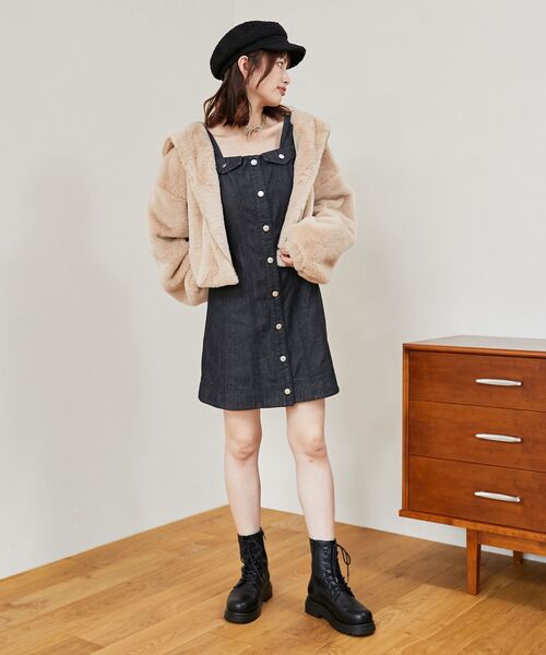 MAJESTIC LEGON（マジェスティックレゴン）の「フワフワフェイクファーフードブルゾン（その他アウター・レディース・グレー/ベージュ/アイボリー・SMALL/MEDIUM）」の16枚目の写真