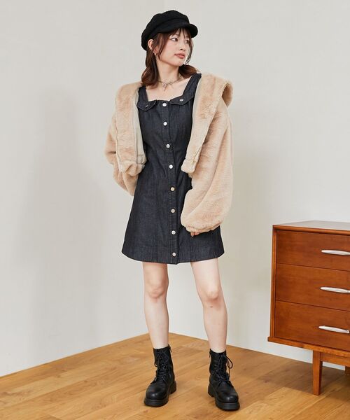 MAJESTIC LEGON（マジェスティックレゴン）の「フワフワフェイクファーフードブルゾン（その他アウター・レディース・グレー/ベージュ/アイボリー・SMALL/MEDIUM）」の17枚目の写真