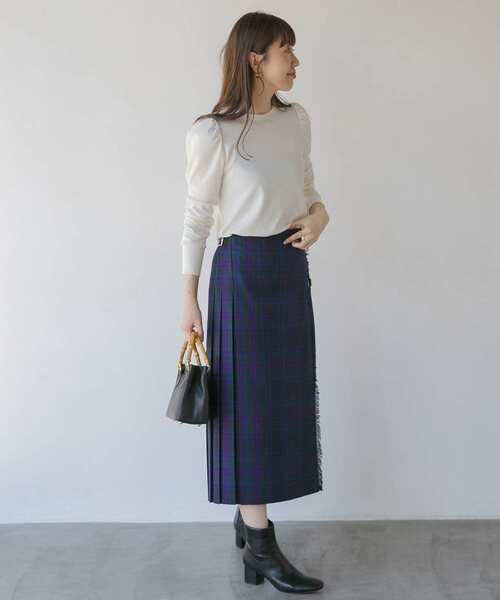 URBAN RESEARCH Sonny Label（アーバンリサーチサニーレーベル）の「コンパクトパフスリーブプルオーバー（Tシャツ/カットソー・レディース・ベージュ系その他/ブラック/オフホワイト・FREE）」の13枚目の写真