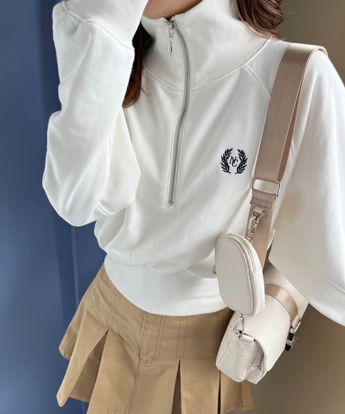 one after another NICE CLAUP（ワンアフターアナザーナイスクラップ）の「ハーフジップワンポイント刺繍スウェット【ZOZO限定商品】（スウェット・レディース・オフホワイト/オートミール/ネイビー・FREE）」の3枚目の写真