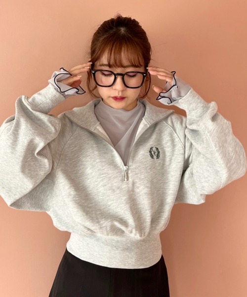 one after another NICE CLAUP（ワンアフターアナザーナイスクラップ）の「ハーフジップワンポイント刺繍スウェット【ZOZO限定商品】（スウェット・レディース・オフホワイト/オートミール/ネイビー・FREE）」の9枚目の写真