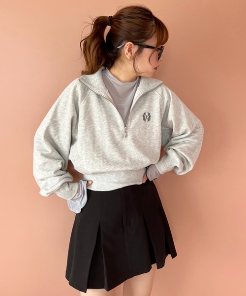 one after another NICE CLAUP（ワンアフターアナザーナイスクラップ）の「ハーフジップワンポイント刺繍スウェット【ZOZO限定商品】（スウェット・レディース・オフホワイト/オートミール/ネイビー・FREE）」の8枚目の写真