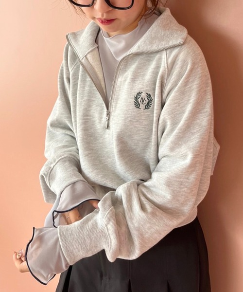 one after another NICE CLAUP（ワンアフターアナザーナイスクラップ）の「ハーフジップワンポイント刺繍スウェット【ZOZO限定商品】（スウェット・レディース・オフホワイト/オートミール/ネイビー・FREE）」の10枚目の写真