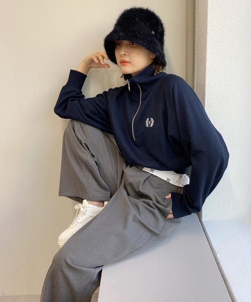 one after another NICE CLAUP（ワンアフターアナザーナイスクラップ）の「ハーフジップワンポイント刺繍スウェット【ZOZO限定商品】（スウェット・レディース・オフホワイト/オートミール/ネイビー・FREE）」の18枚目の写真